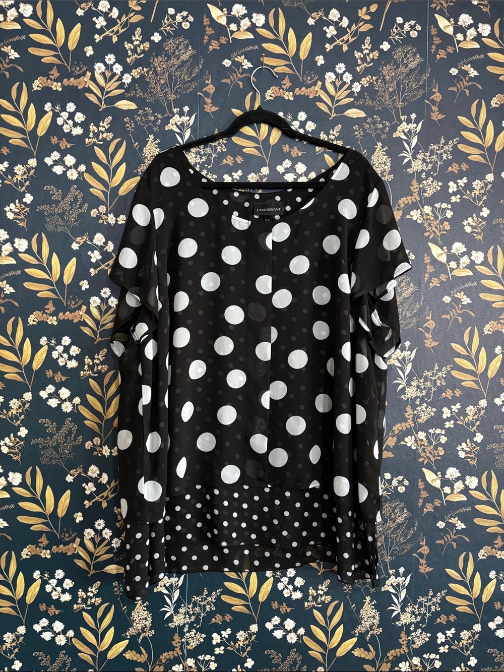 Lane Bryant Black and White Polka Dot Flutter Sleeve Blouse Size 22/24 2X